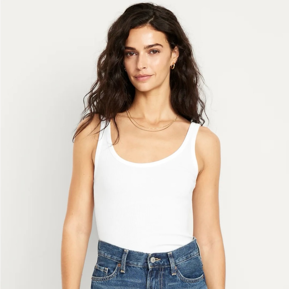 Old Navy White Fitted Tank Top- TALL